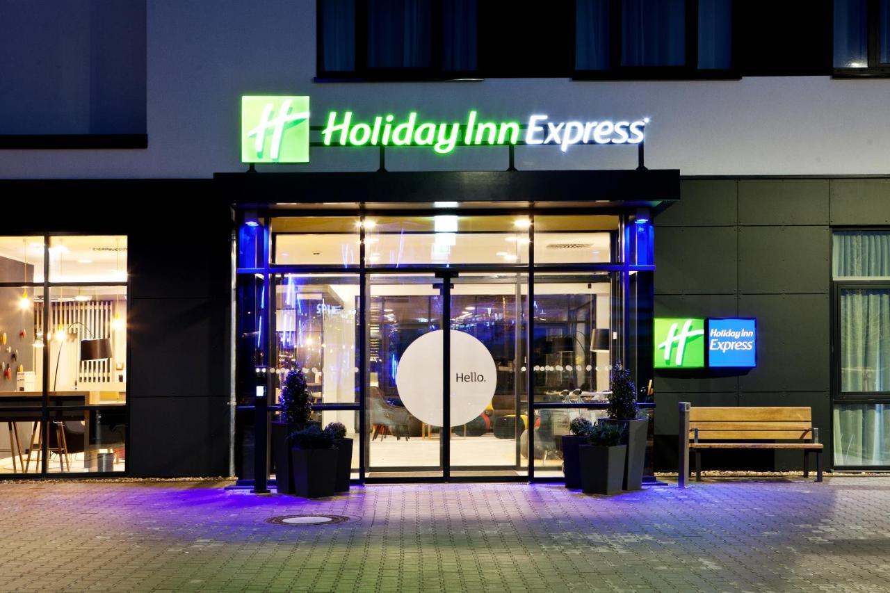 Holiday Inn Express - Реклингхаузен Экстерьер фото